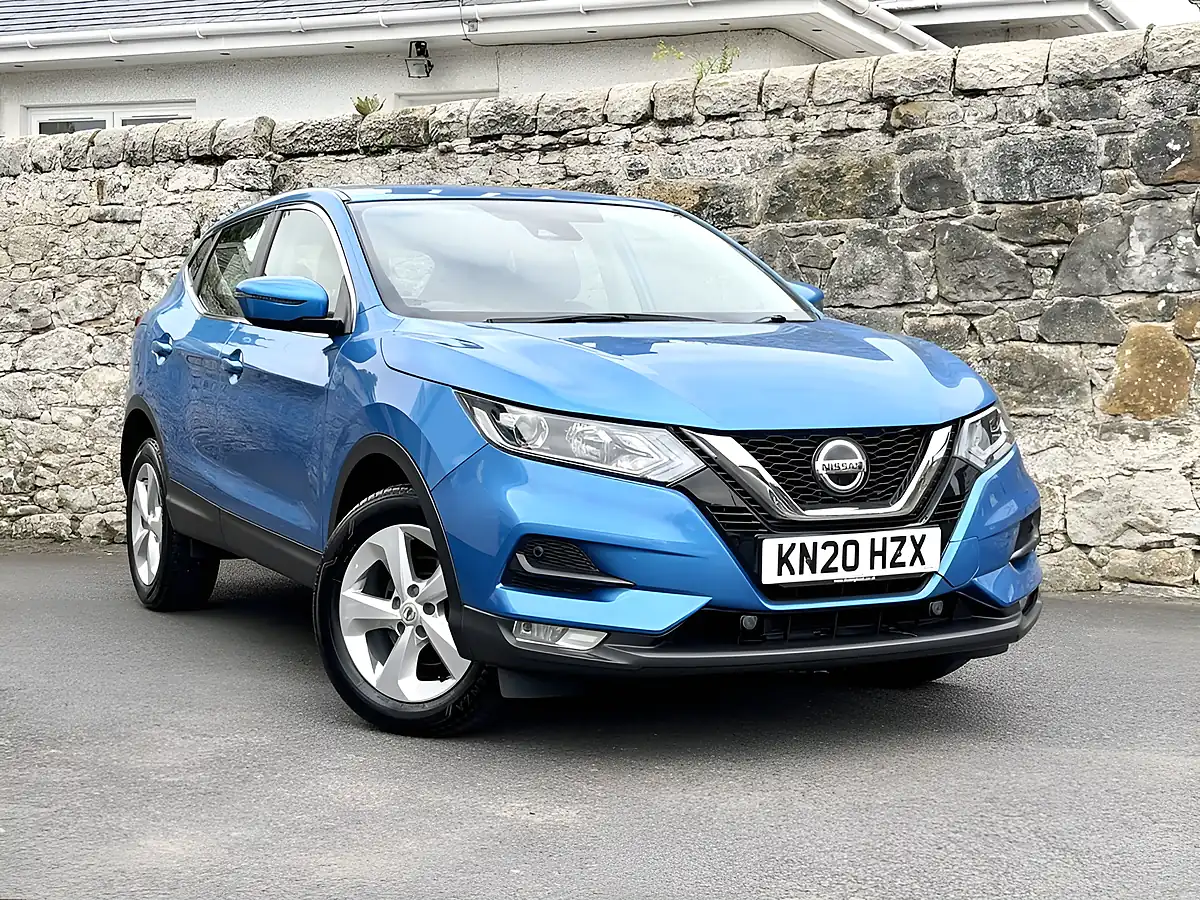 Used 2020 Nissan Qashqai Acenta Premium Vivid Blue - Front View