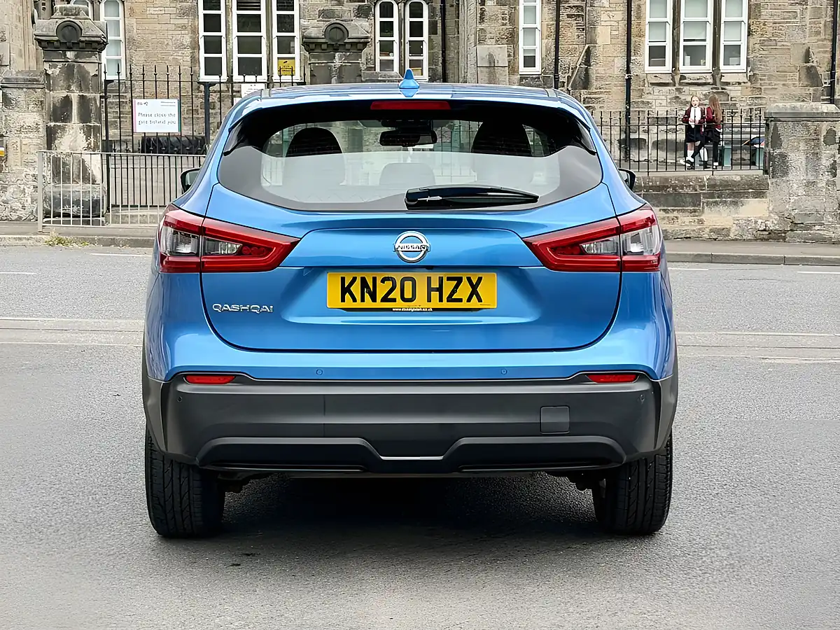 Used 2020 Nissan Qashqai Acenta Premium Vivid Blue - Interior and Exterior details 11