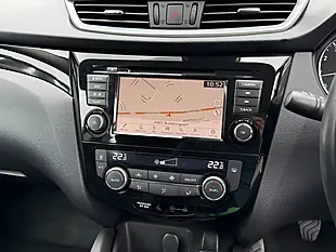 Used 2020 Nissan Qashqai Acenta Premium Vivid Blue - Interior and Exterior details 8