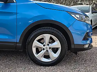Used 2020 Nissan Qashqai Acenta Premium Vivid Blue Metallic - Interior and Exterior details 20