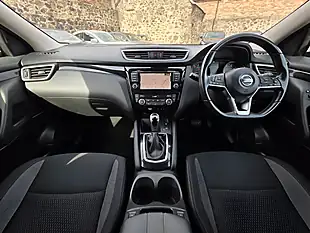 Used 2020 Nissan Qashqai Acenta Premium Vivid Blue Metallic - Interior and Exterior details 7