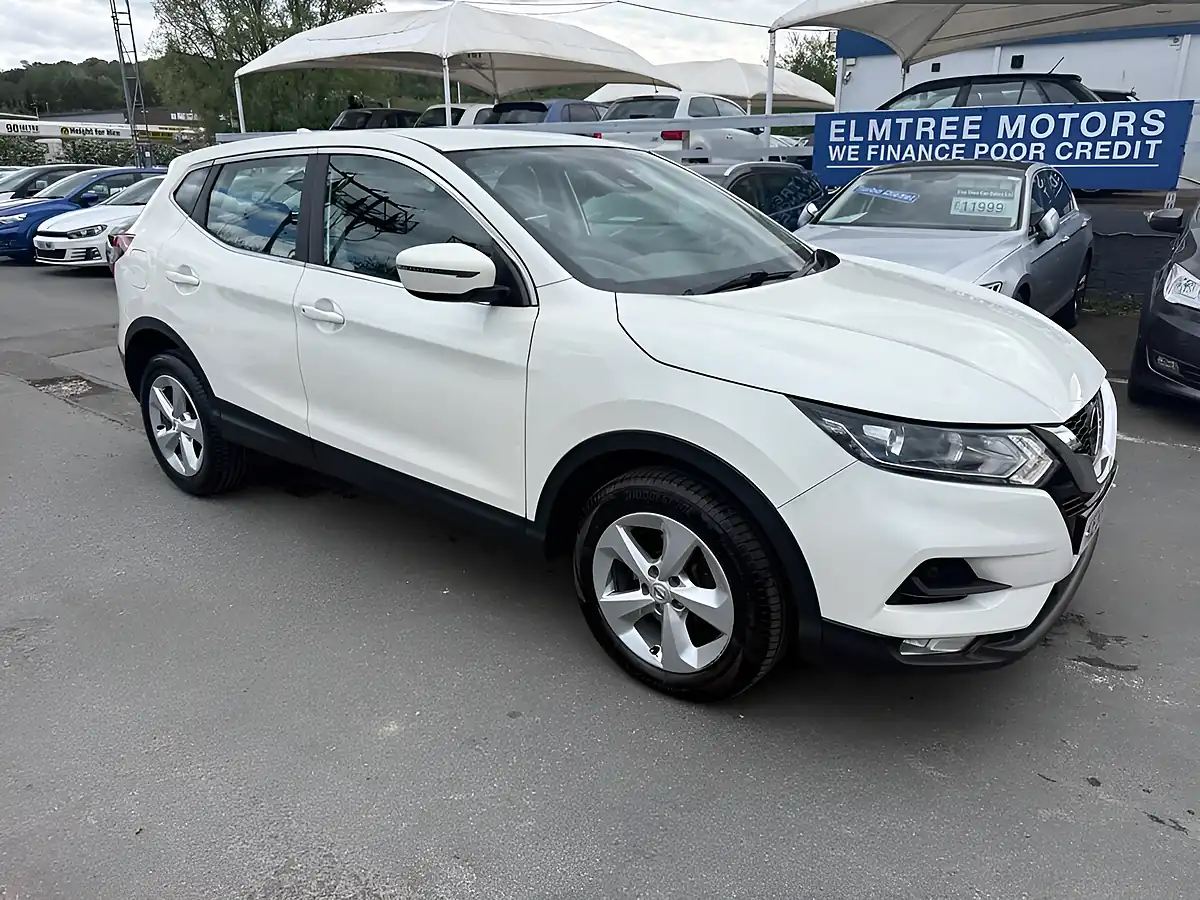 Used 2020 Nissan Qashqai Acenta Premium White - Interior and Exterior details 11
