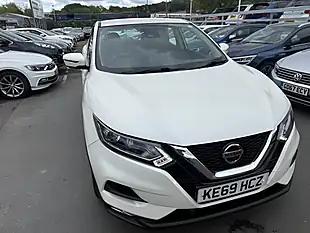 Used 2020 Nissan Qashqai Acenta Premium White - Interior and Exterior details 15