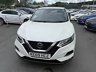 Used 2020 Nissan Qashqai Acenta Premium White - Interior and Exterior details 17