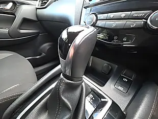 Used 2020 Nissan Qashqai Acenta Premium White - Interior and Exterior details 16