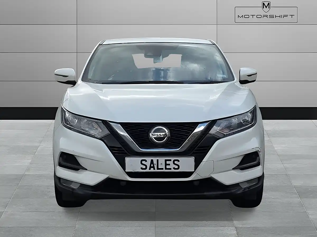 Used 2020 Nissan Qashqai Acenta Premium White - Interior and Exterior details 3