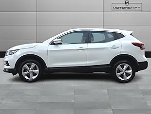 Used 2020 Nissan Qashqai Acenta Premium White - Interior and Exterior details 6