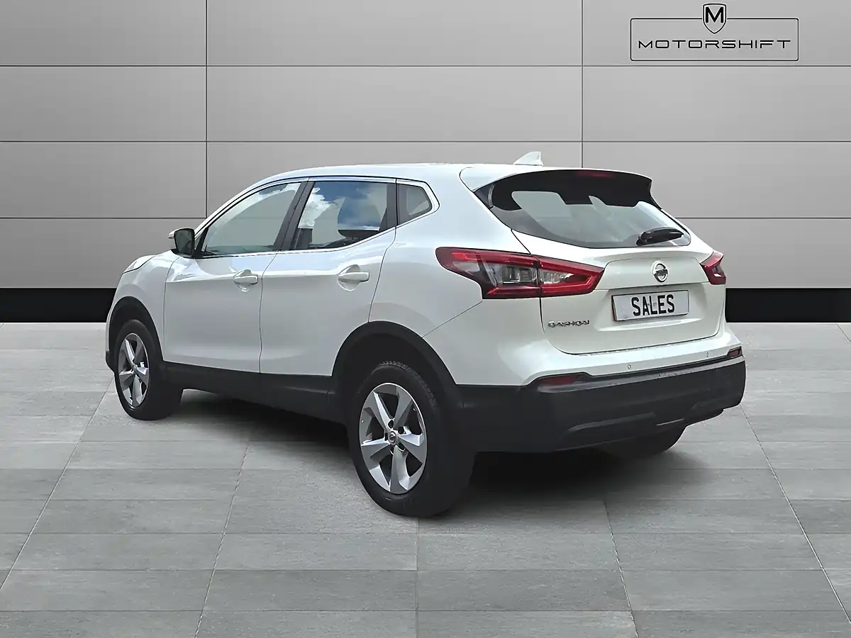 Used 2020 Nissan Qashqai Acenta Premium White - Interior and Exterior details 9