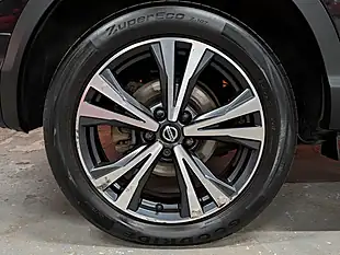 Used 2020 Nissan Qashqai N-Connecta Black - Interior and Exterior details 11