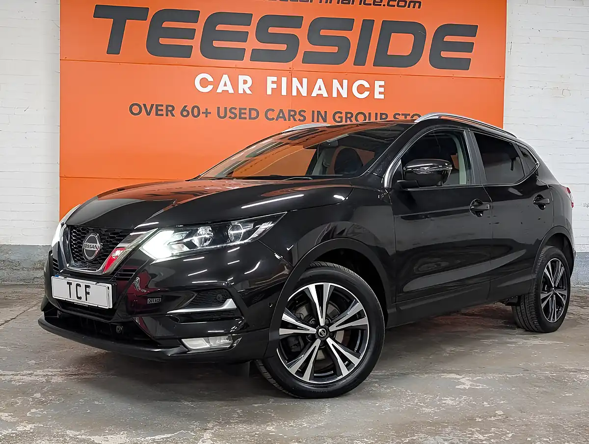 Used 2020 Nissan Qashqai N-Connecta Black - Interior and Exterior details 3