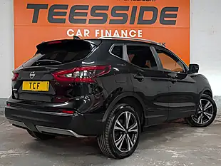 Used 2020 Nissan Qashqai N-Connecta Black - Interior and Exterior details 5