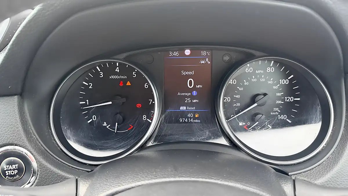Used 2020 Nissan Qashqai N-Connecta Blue - Interior and Exterior details 10