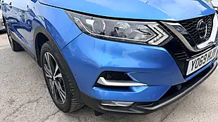Used 2020 Nissan Qashqai N-Connecta Blue - Interior and Exterior details 17