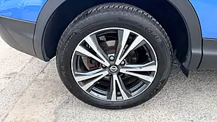 Used 2020 Nissan Qashqai N-Connecta Blue - Interior and Exterior details 19
