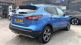 Used 2020 Nissan Qashqai N-Connecta Blue - Interior and Exterior details 3