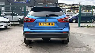 Used 2020 Nissan Qashqai N-Connecta Blue - Interior and Exterior details 4