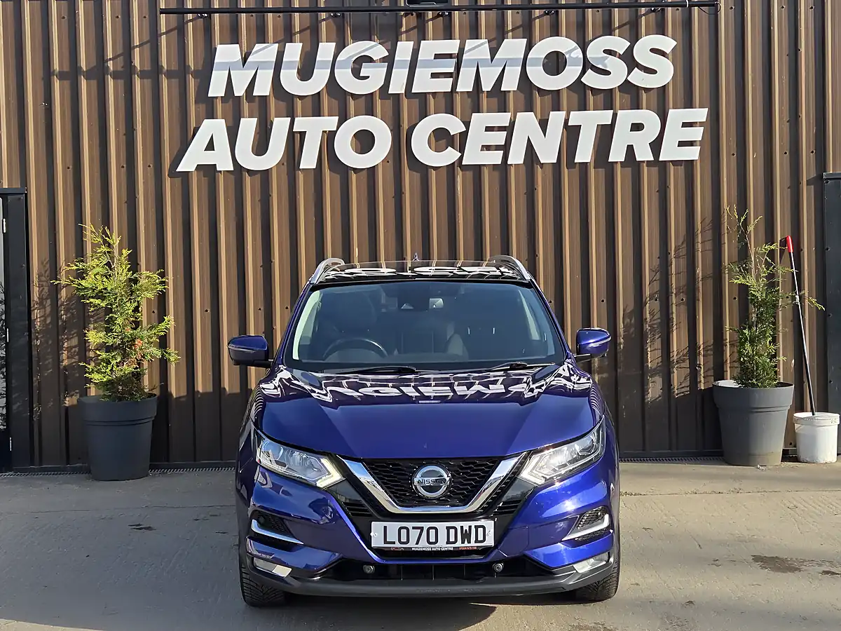 Used 2020 Nissan Qashqai N-Connecta Blue - Interior and Exterior details 3