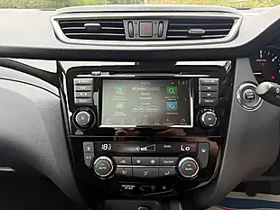 Used 2020 Nissan Qashqai N-Connecta Grey - Interior and Exterior details 11