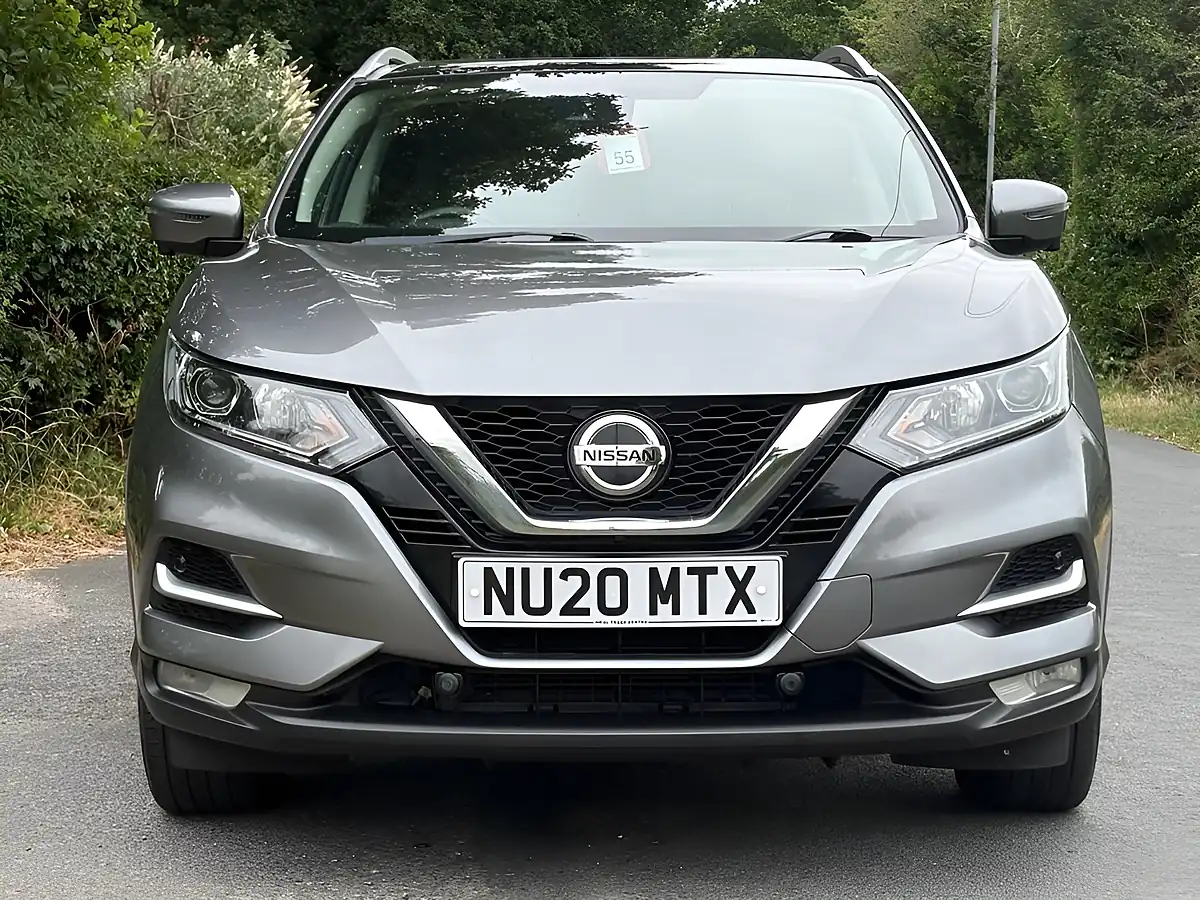 Used 2020 Nissan Qashqai N-Connecta Grey - Interior and Exterior details 2