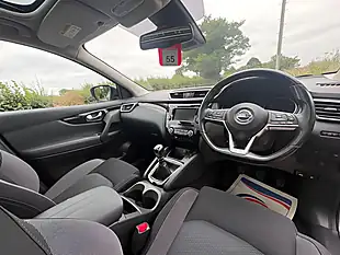 Used 2020 Nissan Qashqai N-Connecta Grey - Interior and Exterior details 20