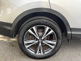 Used 2020 Nissan Qashqai N-Connecta - Interior and Exterior details 8