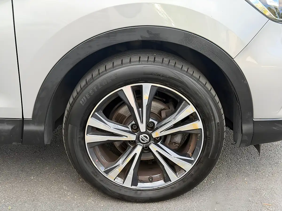 Used 2020 Nissan Qashqai N-Connecta - Interior and Exterior details 9