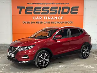 Used 2020 Nissan Qashqai N-Connecta Red - Interior and Exterior details 8