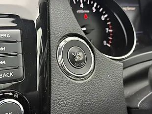 Used 2020 Nissan Qashqai N-Connecta Silver - Interior and Exterior details 18