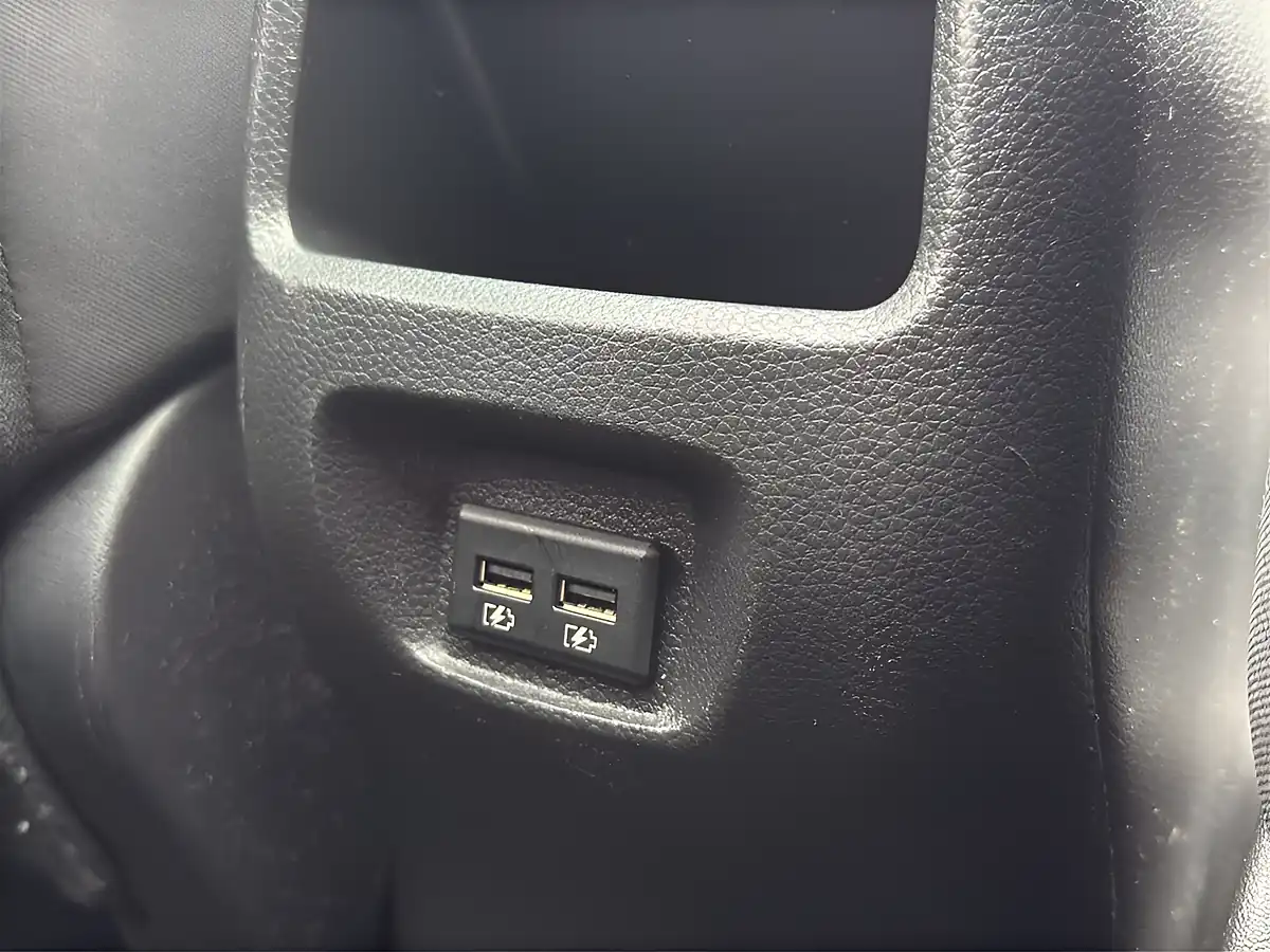 Used 2020 Nissan Qashqai N-Connecta Silver - Interior and Exterior details 20