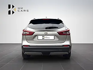 Used 2020 Nissan Qashqai N-Connecta Silver - Interior and Exterior details 4