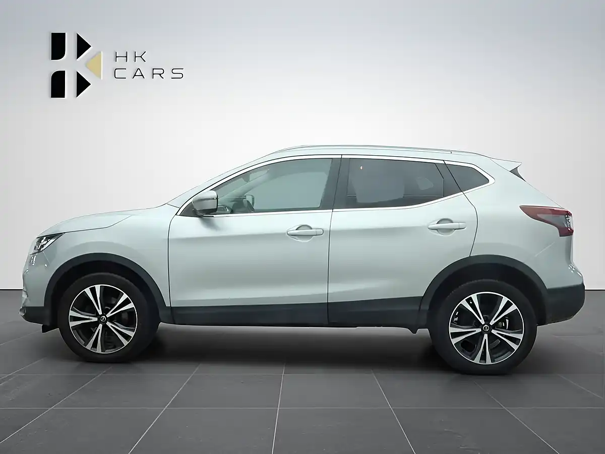 Used 2020 Nissan Qashqai N-Connecta Silver - Interior and Exterior details 8