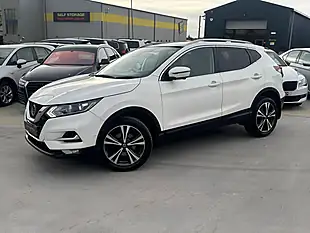 Used 2020 Nissan Qashqai N-Connecta White - Interior and Exterior details 6
