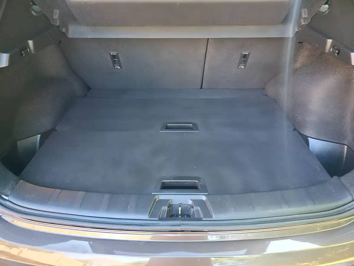 Used 2020 Nissan Qashqai N-Motion Bronze - Interior and Exterior details 17