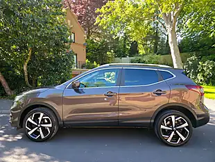 Used 2020 Nissan Qashqai N-Motion Bronze - Interior and Exterior details 5