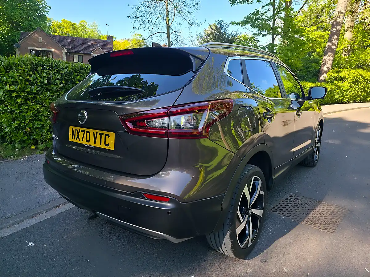 Used 2020 Nissan Qashqai N-Motion Bronze - Interior and Exterior details 8
