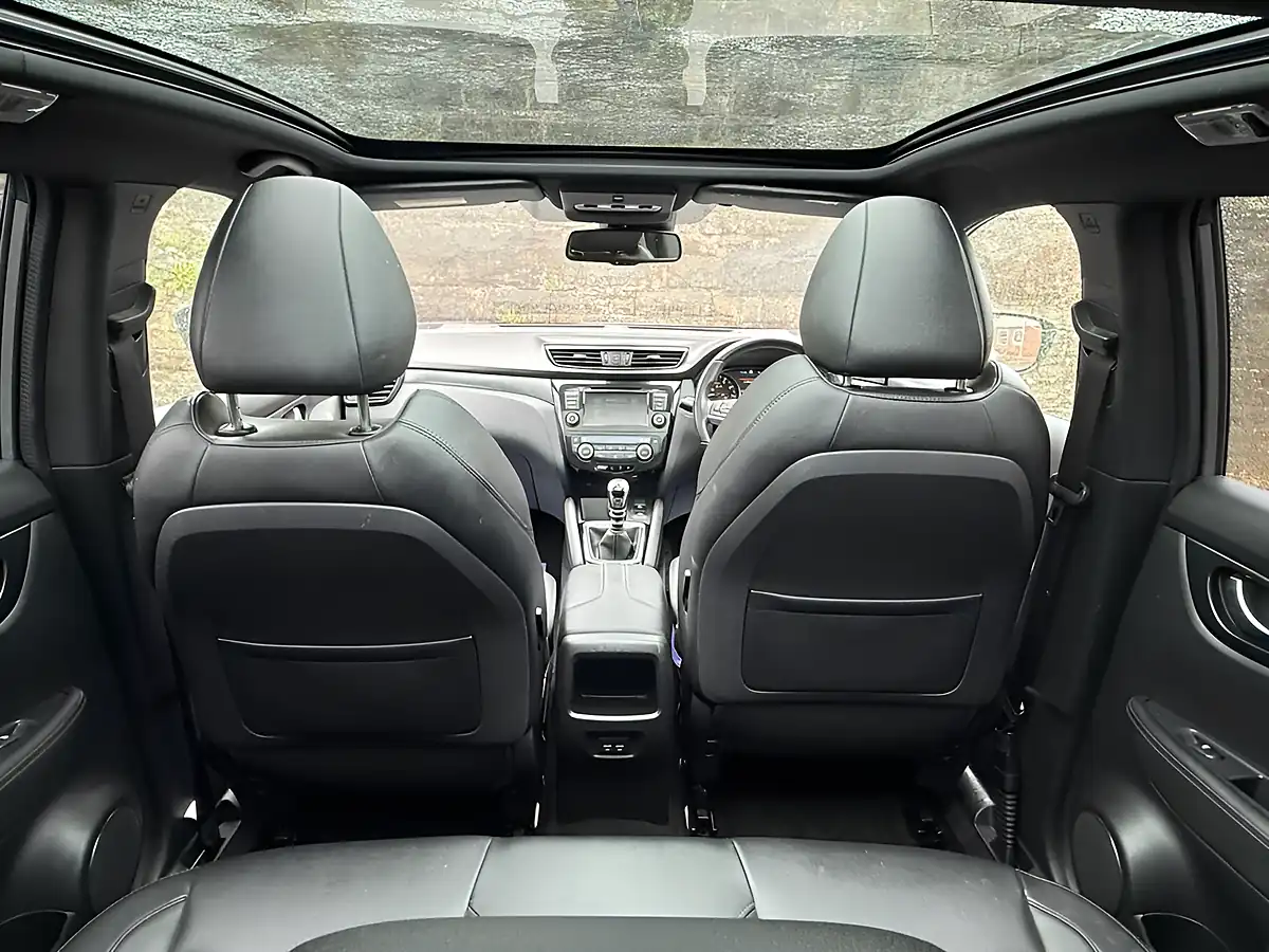 Used 2020 Nissan Qashqai N-Tec Grey - Interior and Exterior details 10