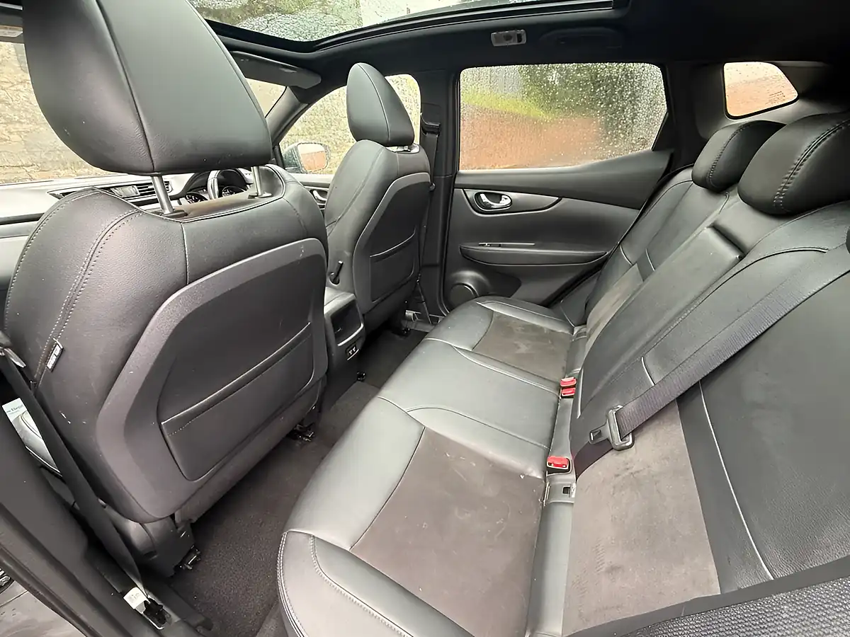 Used 2020 Nissan Qashqai N-Tec Grey - Interior and Exterior details 11