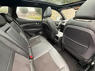 Used 2020 Nissan Qashqai N-Tec Grey - Interior and Exterior details 13
