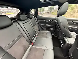 Used 2020 Nissan Qashqai N-Tec Grey - Interior and Exterior details 14