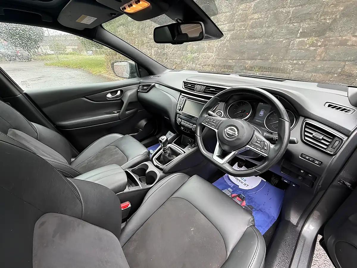 Used 2020 Nissan Qashqai N-Tec Grey - Interior and Exterior details 18
