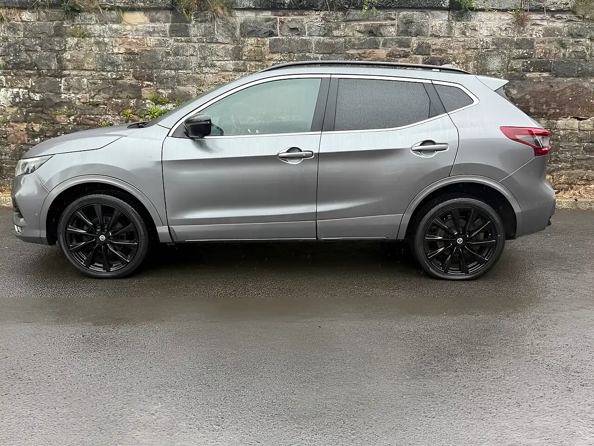 Used 2020 Nissan Qashqai N-Tec Grey - Interior and Exterior details 5