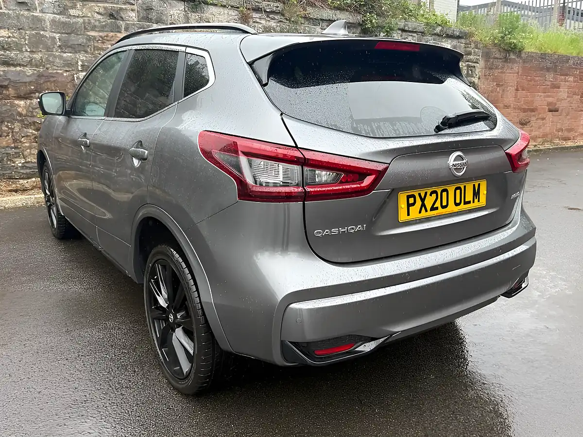 Used 2020 Nissan Qashqai N-Tec Grey - Interior and Exterior details 8