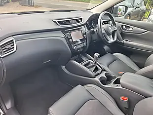 Used 2020 Nissan Qashqai Tekna Black - Interior and Exterior details 2