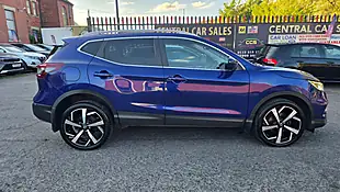 Used 2020 Nissan Qashqai Tekna Blue - Interior and Exterior details 8