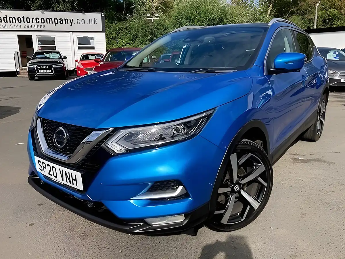 Used 2020 Nissan Qashqai Tekna Blue - Front View