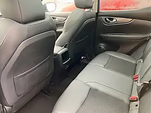 Used 2020 Nissan Qashqai Tekna Blue - Interior and Exterior details 11