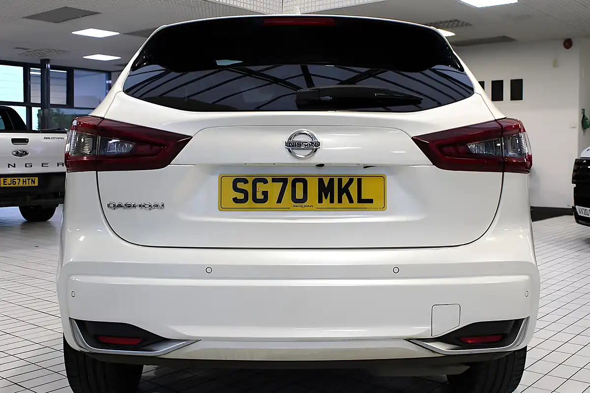 Used 2020 Nissan Qashqai Tekna+ Storm White - Interior and Exterior details 16