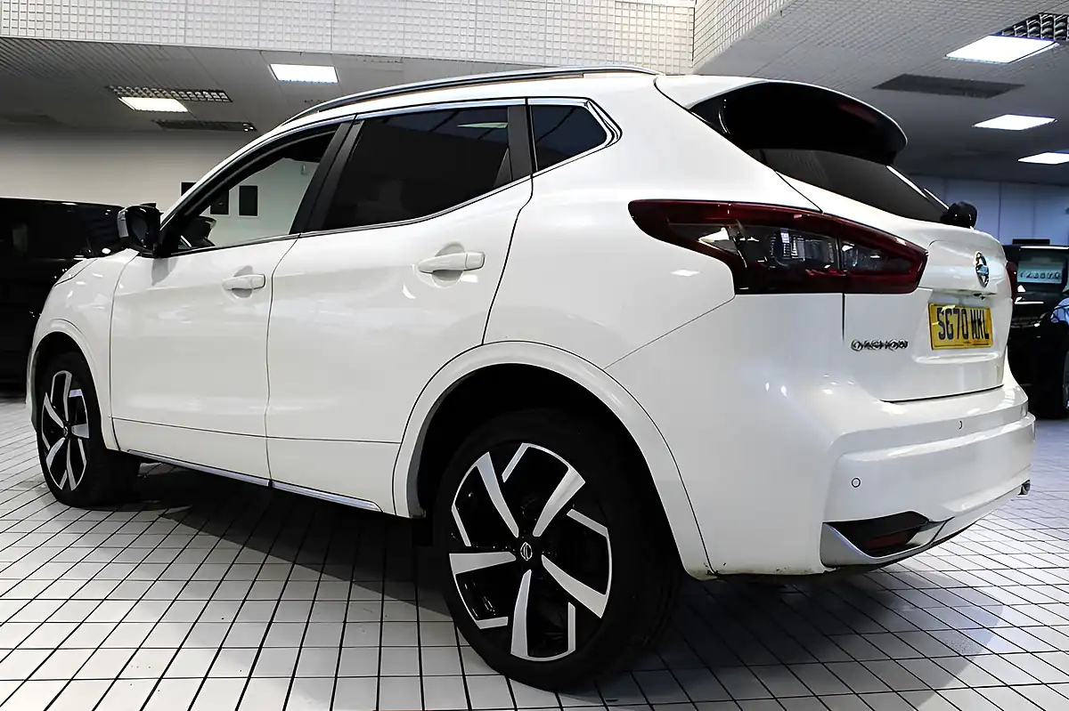 Used 2020 Nissan Qashqai Tekna+ Storm White - Interior and Exterior details 18