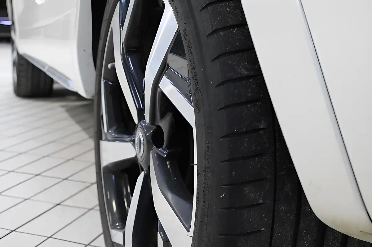 Used 2020 Nissan Qashqai Tekna+ Storm White - Interior and Exterior details 20