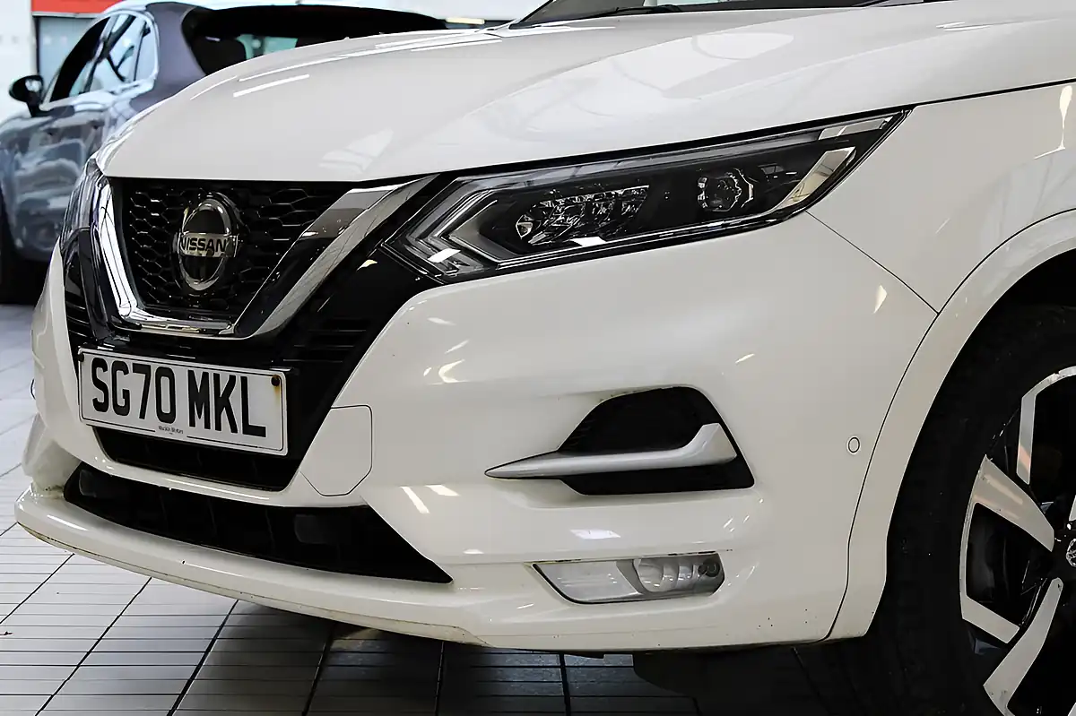 Used 2020 Nissan Qashqai Tekna+ Storm White - Interior and Exterior details 5